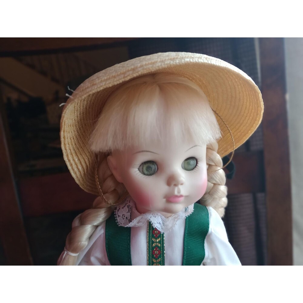 Madame Alexander "Heidi" Doll | Vintage 13 Inch Collectible
